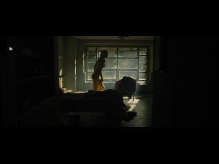 mackenzie davis - blade runner 2049 / mackenzie davis - blade runner 2049 (2017) big ass milf